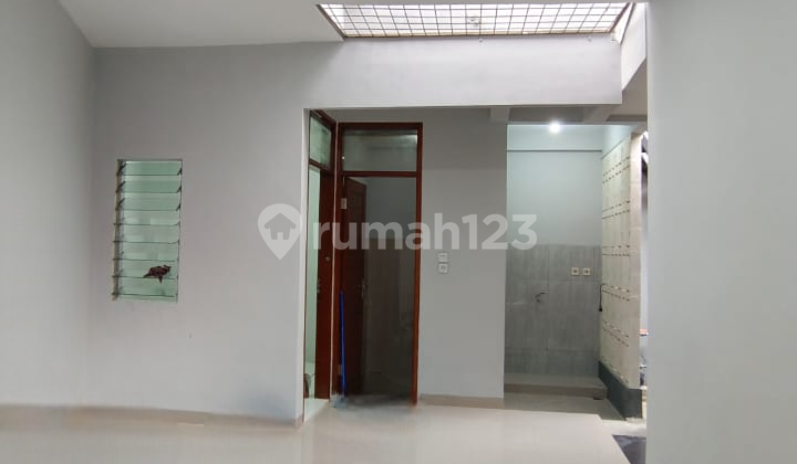 Di Jual Rumah Full Renov Komplek Nata Endah 2, Sadang, 3+1 KT 2