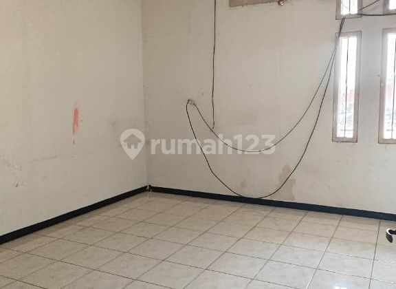 For Rent 2-Story Shop House on Main Road Caringin, Busy Area 2