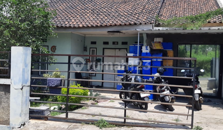Di Jual Rumah Mainroad Jl.karya Bakti Cipageran Cimahi, Halaman Blk Luas Banget Di Jual Rumah Mainroad Jl.karya Bakti Cipageran Cimahi, Halaman Blk Luas Banget