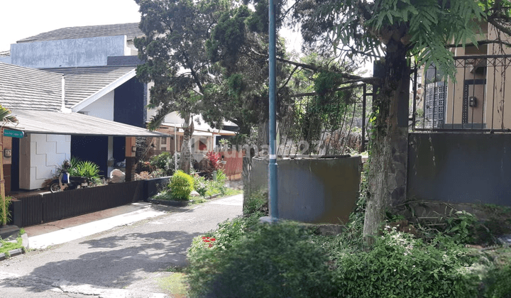 Di Jual Rumah Komplek Setra Duta, Hoek, 2 Lt, Lingkungan Nyaman 2