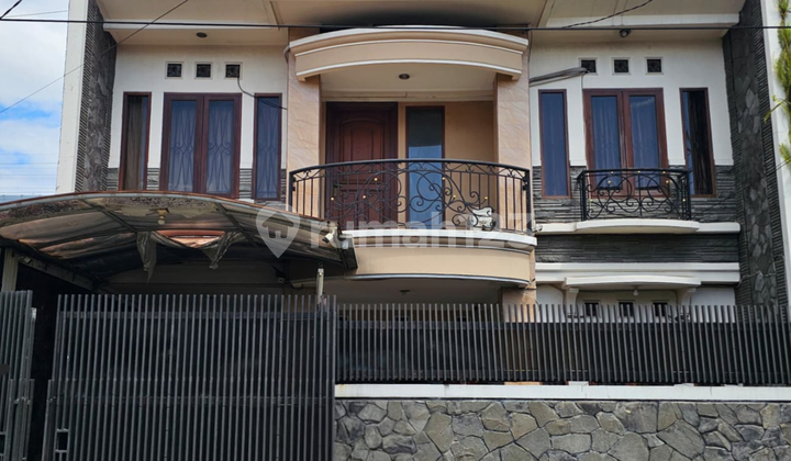 Di Jual Murah Rumah Taman Holis 1, 2 Lantai, Siap Huni