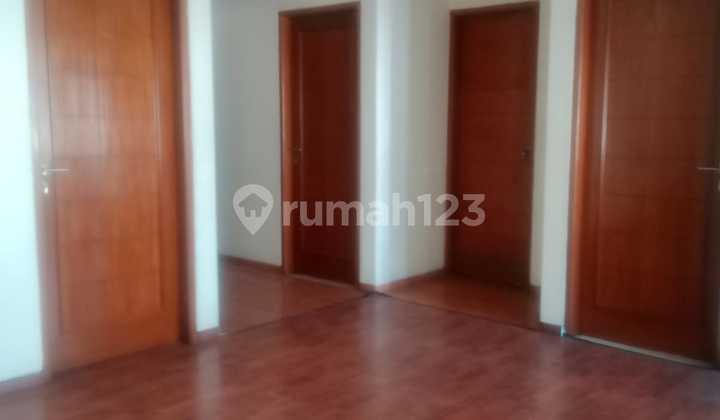 For Rent 2-Storey House, Buah Batu Regency Complex 4+1 Bedrooms 2