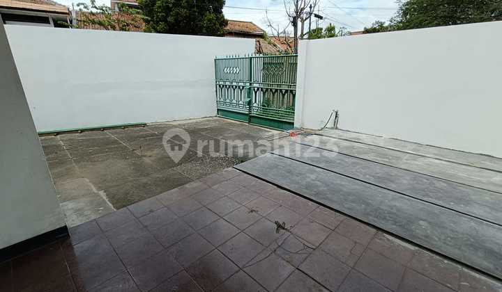 Di Sewakan Rumah 2 Lantai Renovated, Sayap Dadali/Rajawali 2