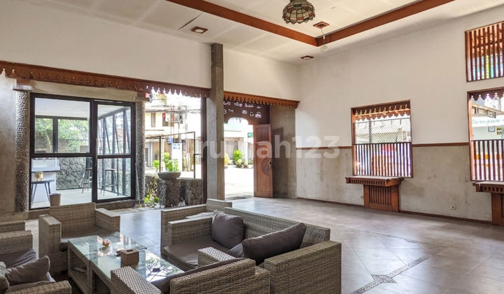 For Rent: Business Space at Sayap Geger Kalong, Suitable for Café & Restaurant For Rent: Business Space at Sayap Geger Kalong, Suitable for Café & Restaurant