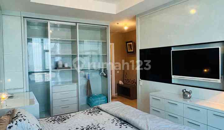 Lux Voila Apartment Ciputra World