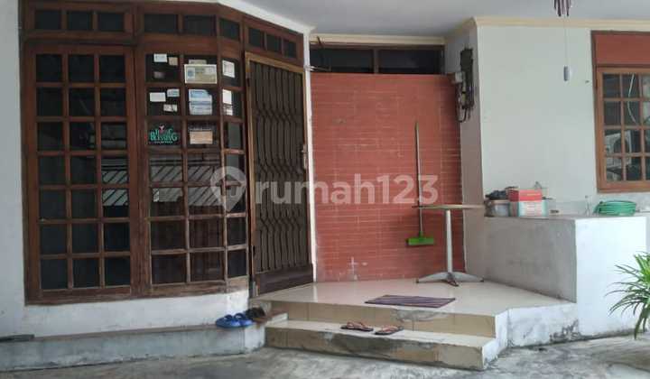 For Sale House in Kemayoran, Facing North