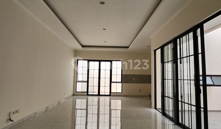 Hunian Asri Minimalis 2 Lantai Di Tangerang