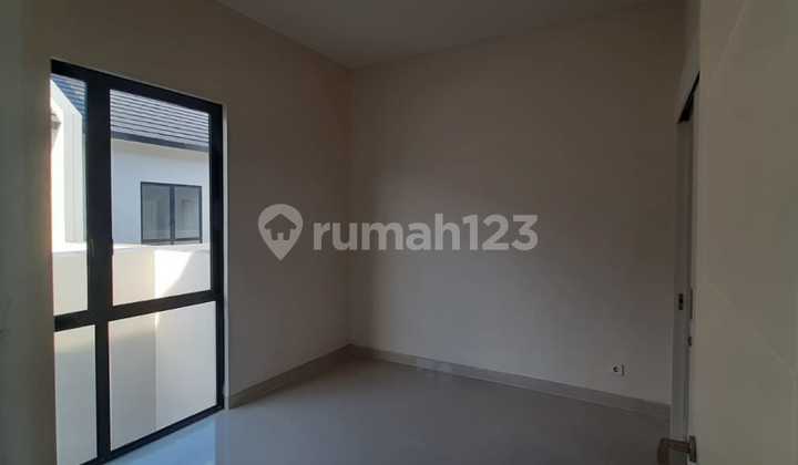 Rumah 2 Lantai Siap Huni Terawat Central Park Juanda  2