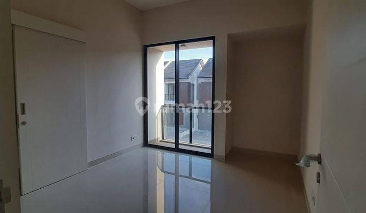 Rumah 2 Lantai Siap Huni Terawat Central Park Juanda  6