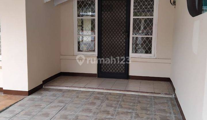 Rumah Siap Huni, Lt 90, Kt 3, Timur, Shm, Mudah Akses, Taman Royal 3 2