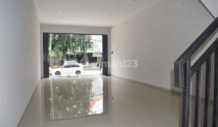 Disewakan Ruko Baru Premium Siap Usaha Kota Harapan Indah Bekasi 3