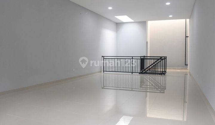 Disewakan Ruko Baru Premium Siap Usaha Kota Harapan Indah Bekasi 10