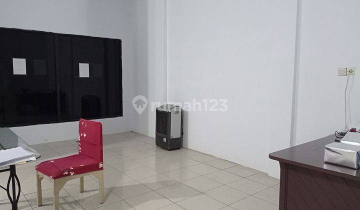 Ruko ready di pinggir jln Raya Binong Karawaci, padat lalu lintas 3