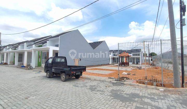 Ruko di Aryana Karawaci Tangerang, banyak cluster terhuni ramai 6