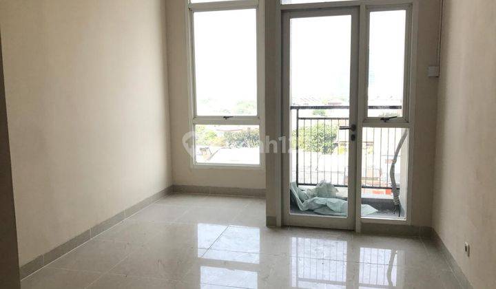 Disewakan Apartemen Elpis Residences Studio Lantai Rendah Bagus 1