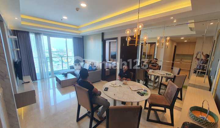 Disewakan Apartemen The Kensington 2 Kamar Full Furnish