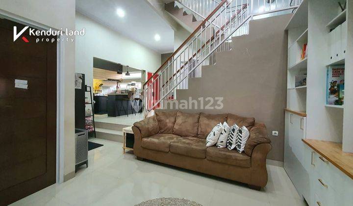 RUMAH MEWAH MEZZANINE DALAM TOWNHOUSE DEKAT PINTU TOL  2