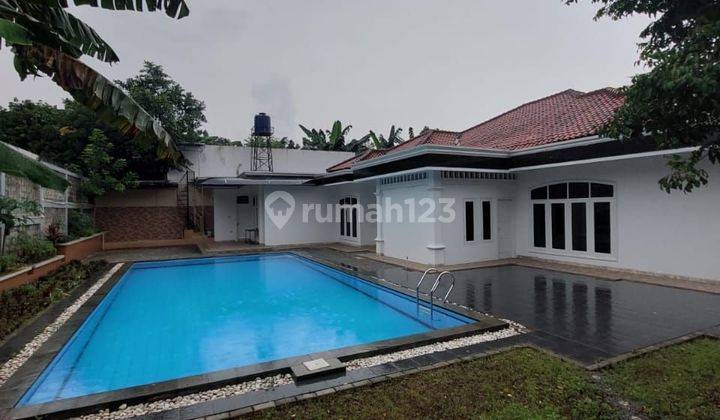 RUMAH MEWAH PRIVATE POOL DEKAT MRT LEBAK BULUS  1