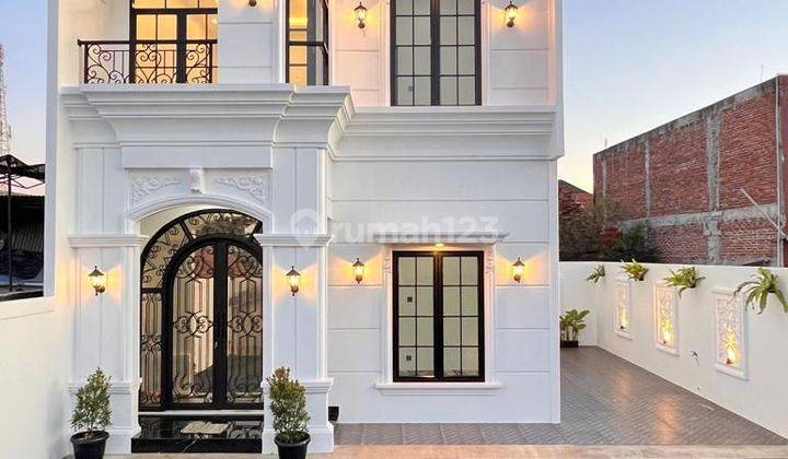 RUMAH MEWAH CLASSIC MODERN TOWNHOUSE DEKAT TOL KUKUSAN  1