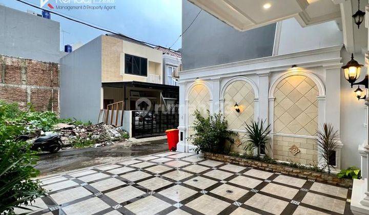 RUMAH MEWAH CLASSIC MODERN TOWNHOUSE DEKAT TOL  2