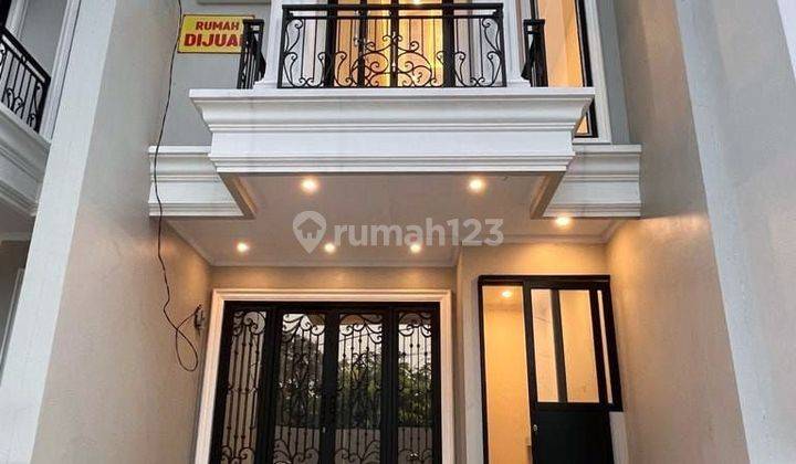 RUMAH MEWAH CLASSIC MODERN TOWNHOUSE DEKAT TOL TB SIMATUPANG  1