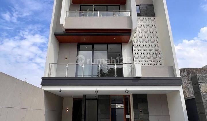 RUMAH MEWAH MINIMALIS MODERN PRIVATE POOL LOKASI DEKAT KEMANG  1