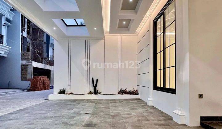 RUMAH MEWAH CLASSIC MODERN TOWNHOUSE DEKAT TOL BRIGIF  2