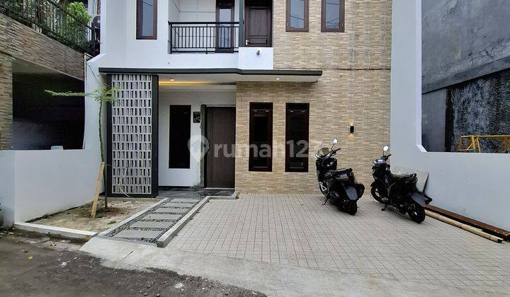 Dijual Murah Rumah Minimalis Townhouse Dekat Pintu Tol Kukusan 1