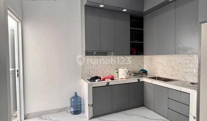 RUMAH MEWAH CLASSIC MODERN TOWNHOUSE DEKAT TOL KUKUSAN  2