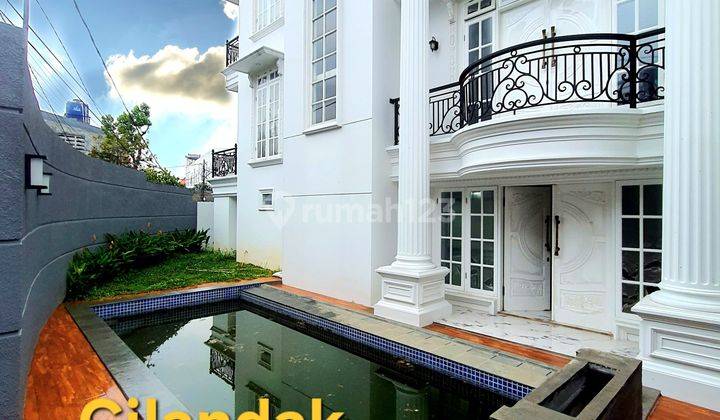 Rumah Mewah Classic Private Pool Lift Dekat Tol  1
