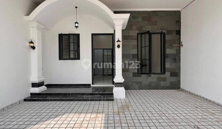 RUMAH MEWAH CLASSIC MODERN TOWNHOUSE DEKAT TOL KUKUSAN  2