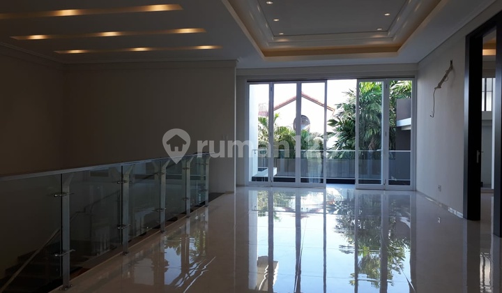 Araya Surabaya Minimalist Luxury 2