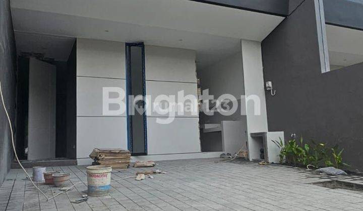 RUMAH MODERN MINIMALIS DI JL RAYA KUTISARI INDAH SURABAYA 1