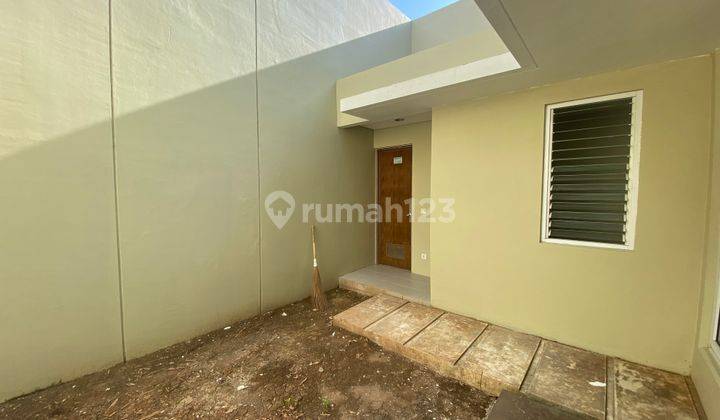 Rumah Unfurnished  Bagus SHM - Sertifikat Hak Milik di Cluster ingenia kawasan Eminent , BSD City 2