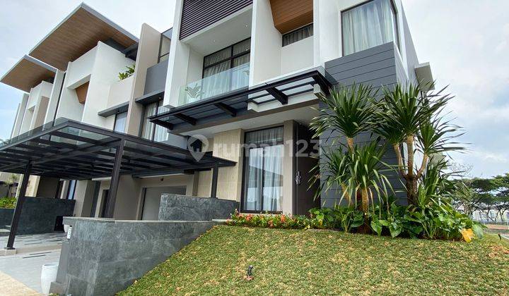  Rumah 3 Lantai Semi Furnished Bagus Lainnya(PPJB, Girik, Adat, dll) 1