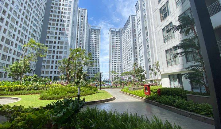  Apartemen M-Town Residence Tower Carmel 2 Kamar Tidur Semi_Furnished 1