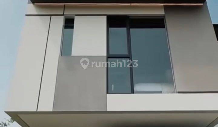 Rumah Unfurnished Good di Park serpong, Legok 1