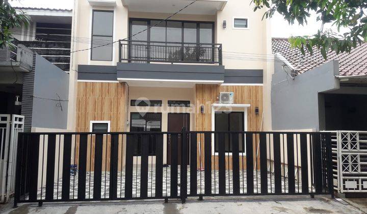 Rumah 2 Lantai Sudah Renovasi Semi Furnished SHM di Villa Melati Mas Bsd, Tangerang Selatan 1