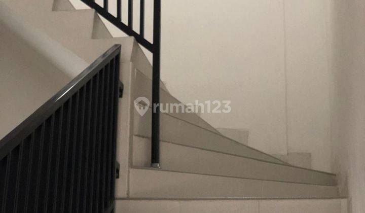 Jual rumah dekat walikota Jakarta Timur  2