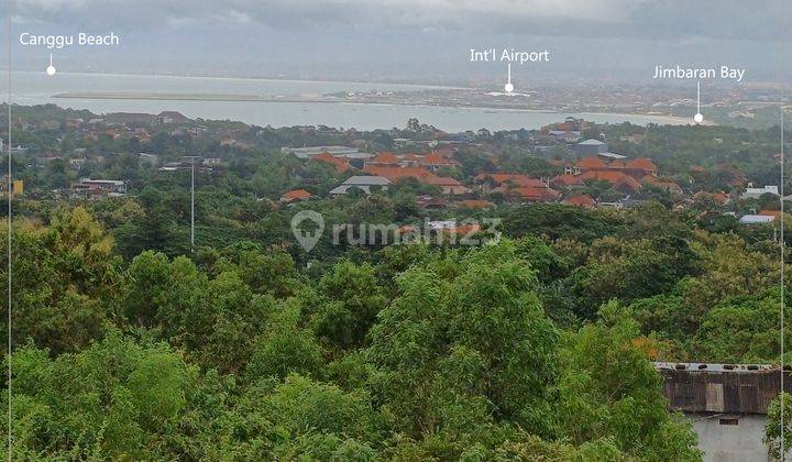 Villa Pemandangan Laut di Atas Bukit Jimbaran 1