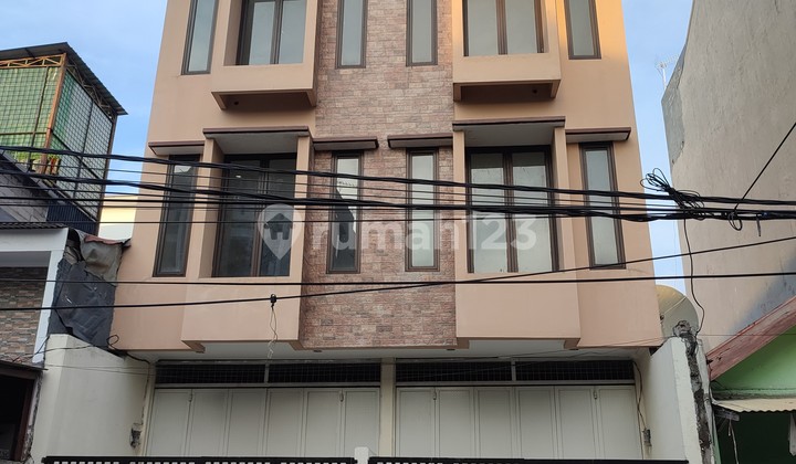 Ruko Gandeng Pengukiran Raya Ruko Gandeng Pengukiran Raya