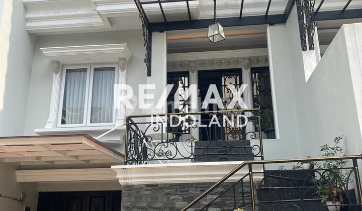 Jual Rumah 3 Lantai Bagus SHM