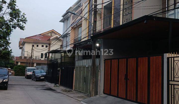 Dijual Rumah Baru Komplek Taman Ratu, Jakarta Barat 2