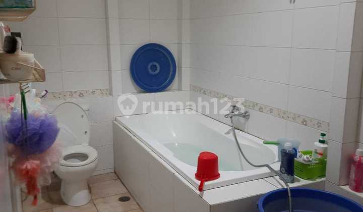 Dijual Rumah 3 Lantai Komplek Taman Ratu, Jakarta Barat 2