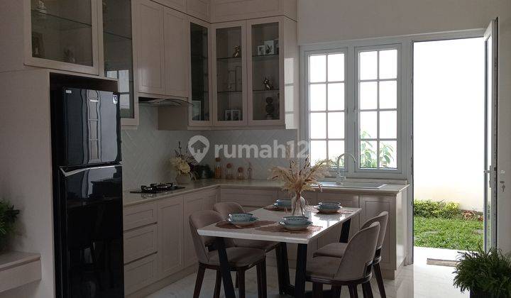 Rumah 2 Lantai Baru Furnished SHM di The Leaves, Jalan Pahlawan, Rempoa, Tangerang Selatan 1