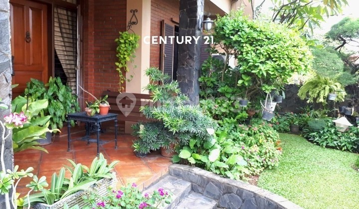 Rumah 2 Lantai di Sektor 2 Bintaro Az 17886 2