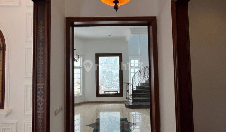 Rumah di Cluster plumeria 2 Lantai SHM Sudah Renovasi cpa 10289 6