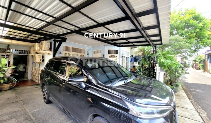 Beautiful 1-Story House Ready to Occupy in South Jakarta Gb 17631 Beautiful 1-Story House Ready to Occupy in South Jakarta Gb 17631