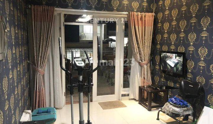 Disewakan Rumah Dgn Interior Cantik Di Kebayoran Bintaro RN15330 2