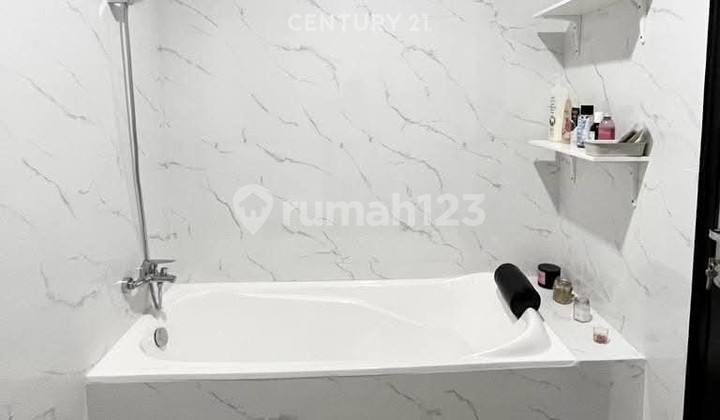 Dijual 2 Unit Rumah Fully Furnished di Bintaro Ip 17888 2